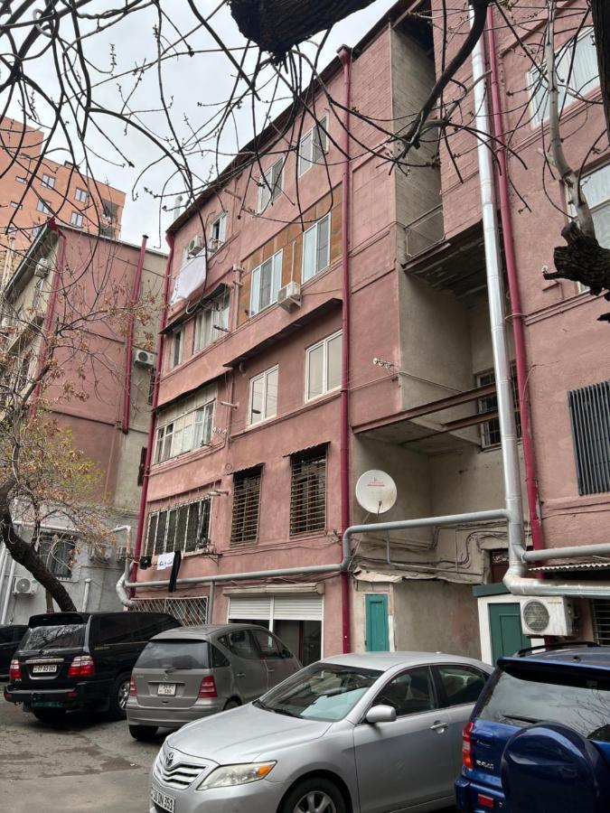 Cozy Apartment Near Opera House Ереван Экстерьер фото